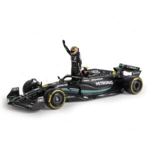 Bburago - 1/24 Scale Model Compatible with Mercedes-AMG F1 W14# 63 Compatible with George Russell 2023 with Pilot Figurine  Anvit Toy World