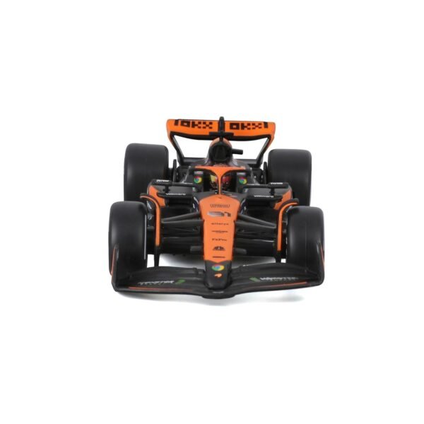 Bburago 143 2024 Race McLaren MCL38 with Helmet, Piastri #81  Amazon.in: Toys & Games - Image 2