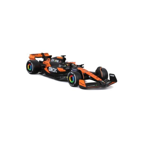 Bburago 143 2024 Race McLaren MCL38 with Helmet, Piastri #81  Amazon.in: Toys & Games - Image 5