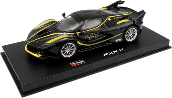 Bburago Metal 1/24 Scale Model Compatible With Oracle Red Bul Replica Miniature Racing Rb18# 11 Compatible With Sergio Perez Replica 2022 (Blue) Formula 1 Scale Model  Amazon.in: Toys & Games