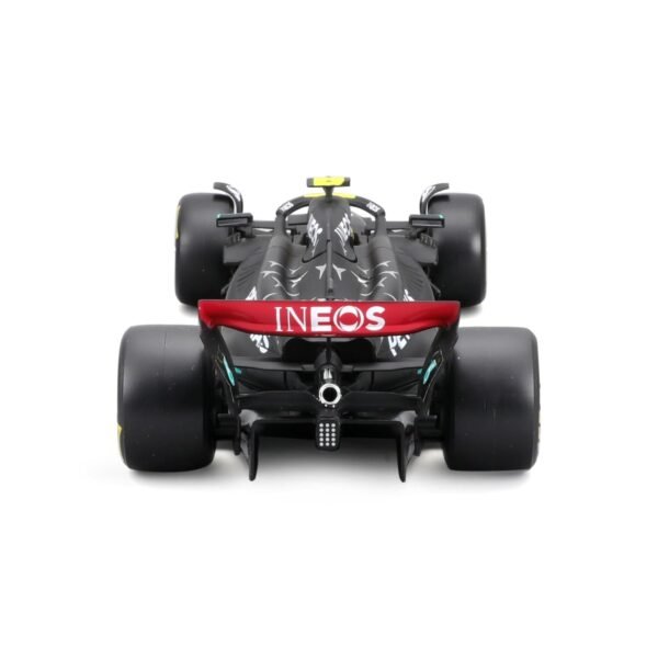 Bburago Metal 124 F1 Race Mercedes W14 (2023) W/Driver - Hamilton #44 Black : Amazon.in: Toys & Games - Image 3