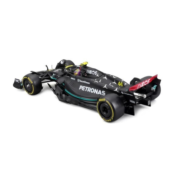 Bburago Metal 124 F1 Race Mercedes W14 (2023) W/Driver - Hamilton #44 Black : Amazon.in: Toys & Games - Image 5