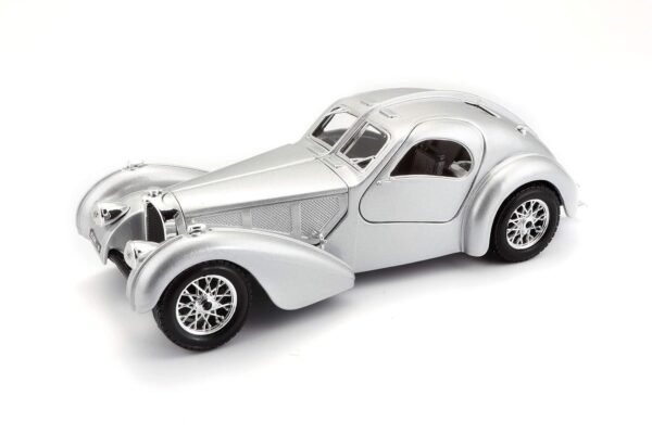 Bburago Die-Cast 124 Scale Citroen 15 CV TA (1938) Car - Multicolor (18-22017) : Amazon.in: Toys & Games
