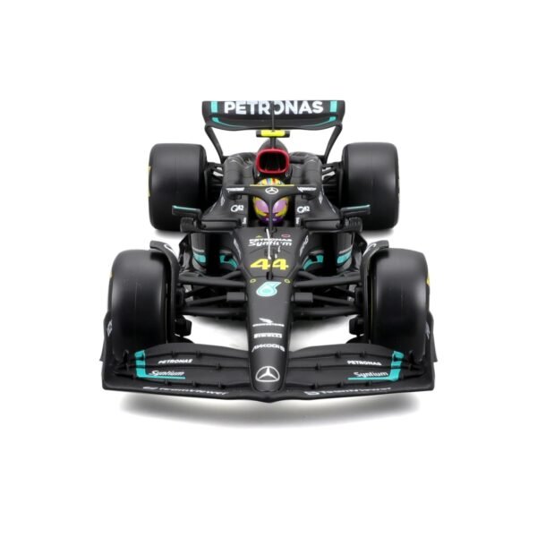 Bburago Metal 124 F1 Race Mercedes W14 (2023) W/Driver - Hamilton #44 Black : Amazon.in: Toys & Games - Image 2