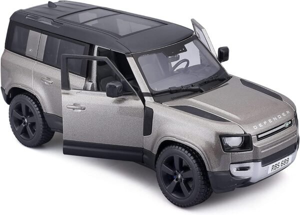 Bburago - 1/24 Scale Model Compatible with Land Rover Defender 110 Replica Miniature SUV 2022 (Green)  Amazon.in: Toys & Games - Image 2